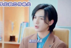狗仔爆料娱乐圈最新恋情,当红明星甜蜜牵手，狗仔爆料揭秘恋情细节